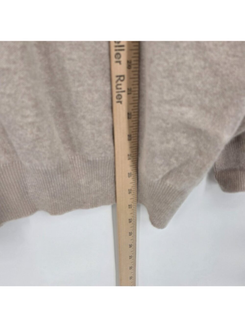 King Deer Cashmere Sweater Womens M Beige Turtleneck Pullover Soft Knit Luxury - Picture 7 of 8